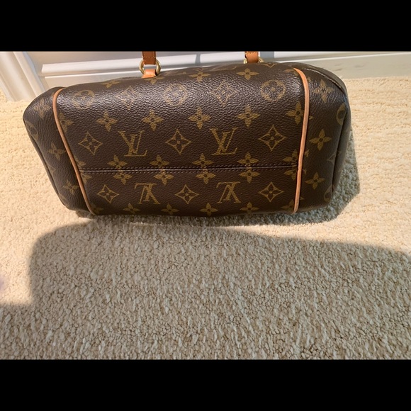 COPY - 💯% authentic Louis Vuitton bag - Picture 4 of 8
